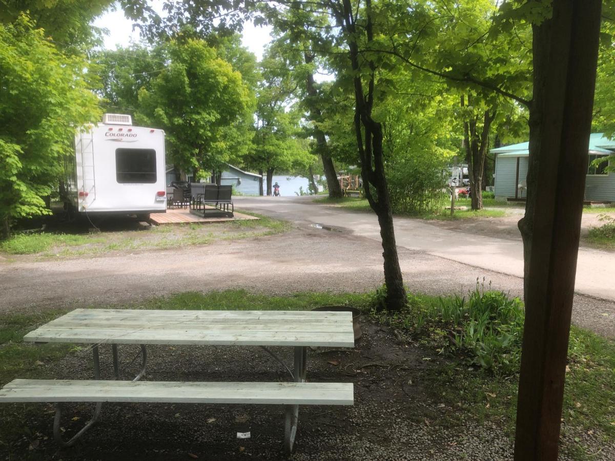 Camping Chalets Lac St-Augustin Québec Kültér fotó